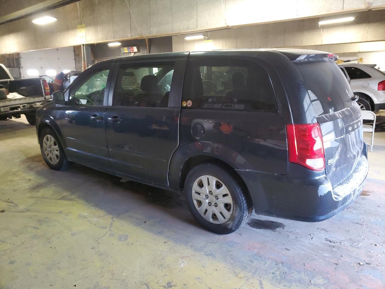2014 Dodge Caravan VIN 2C4RDGBG1ER202275 Copart auction photo, front end / minor dent/scratches damage thumbnail 2