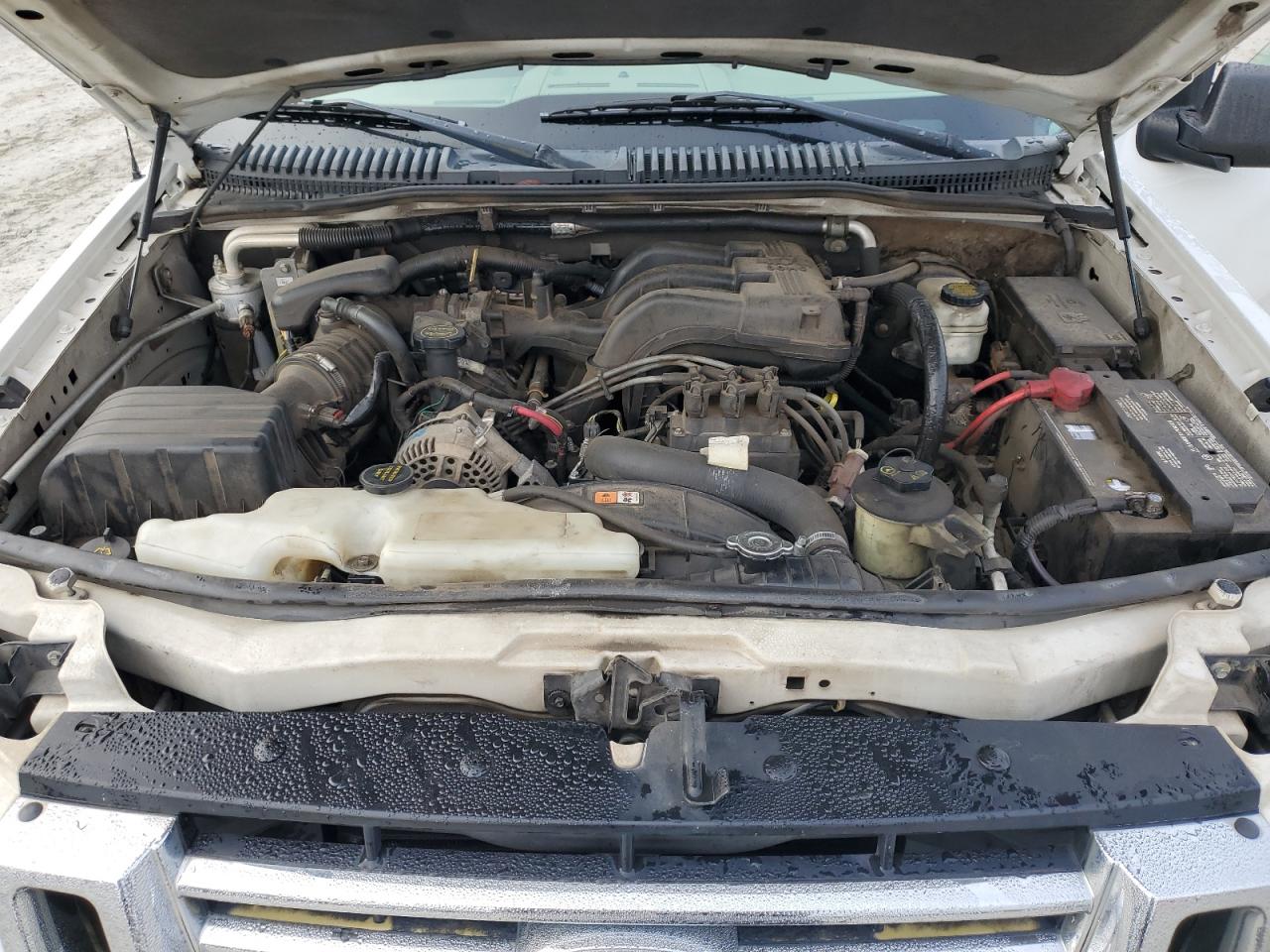 2007 Ford Explorer VIN 1FMEU31K67UA24734 Copart auction photo, all over damage thumbnail 12