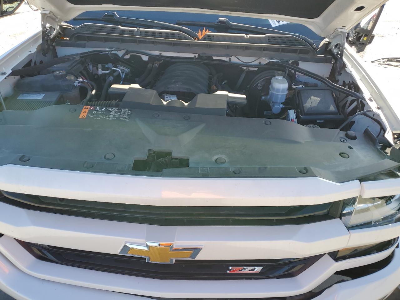 2018 Chevrolet Silverado VIN 3GCUKREC2JG635043 Copart auction photo, all over / hail damage thumbnail 11