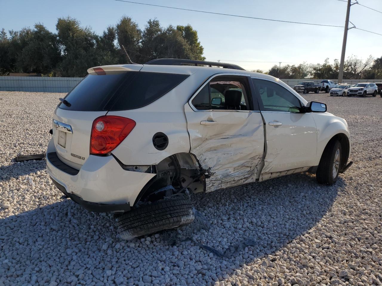 2014 Chevrolet Equinox VIN 1GNALCEK4EZ115556 Copart auction photo, side / all over damage thumbnail 3