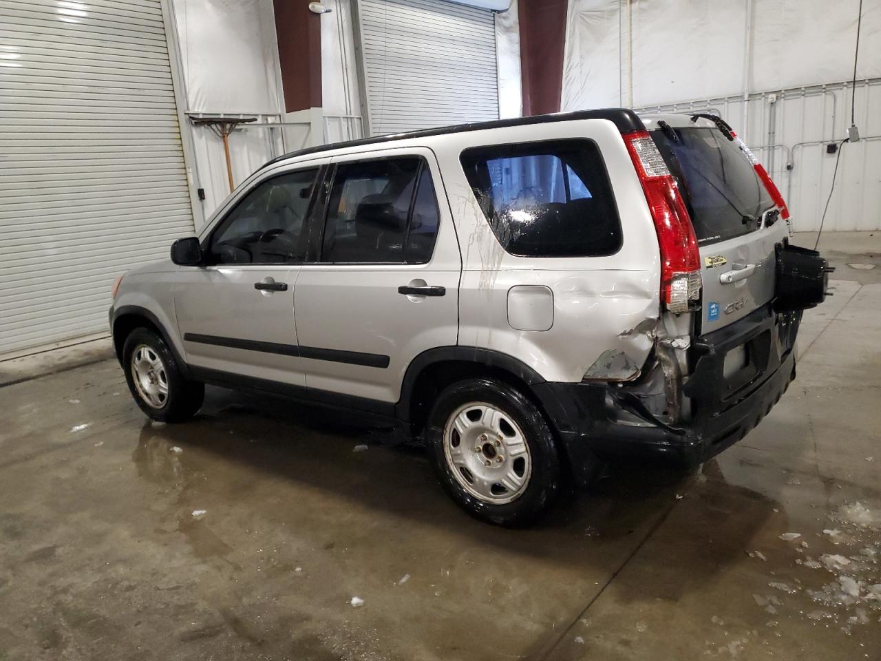 2006 Honda CR-V VIN JHLRD78516C007067 Copart auction photo, rear end damage thumbnail 2