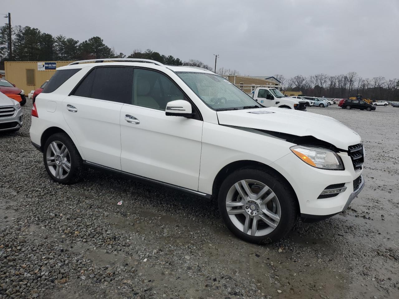 2014 Mercedes-Benz M-klasse VIN 4JGDA5JBXEA375242 Copart auction photo, front end / undercarriage damage thumbnail 4