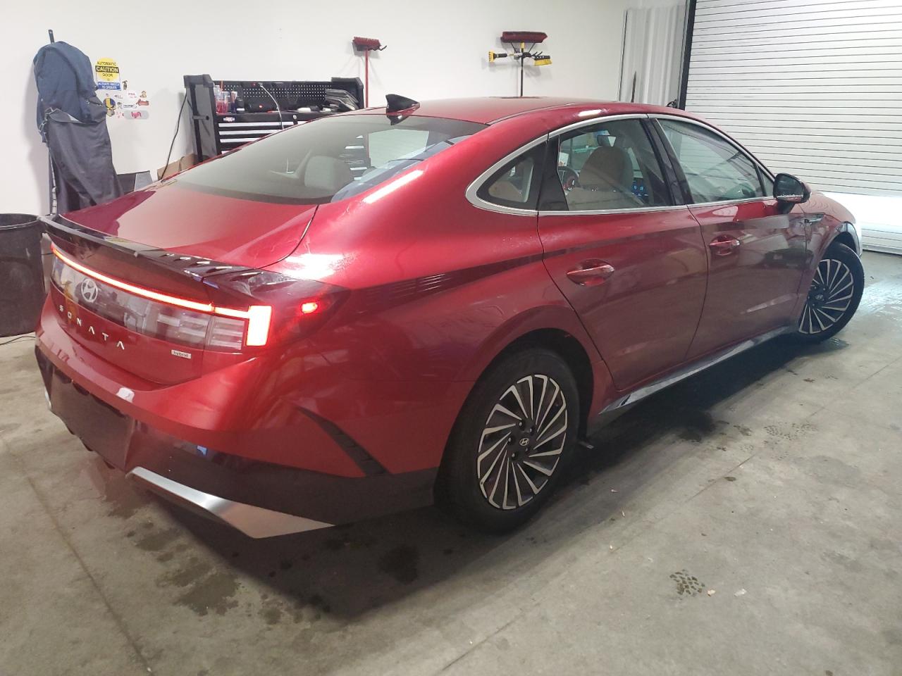 2024 Hyundai Sonata VIN KMHL34JJ1RA095531 Copart auction photo, front end damage thumbnail 3