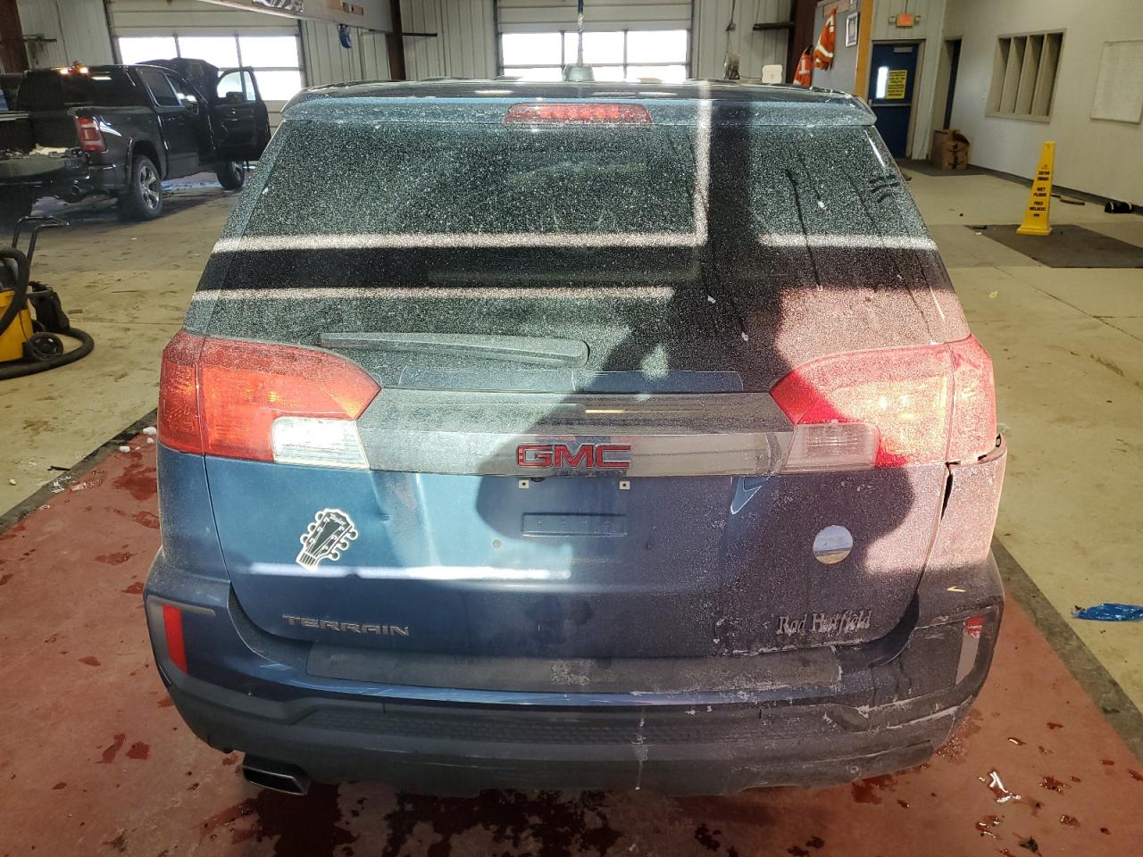 2017 GMC Terrain VIN 2GKALMEKXH6195559 Copart auction photo, undercarriage / front end damage thumbnail 6