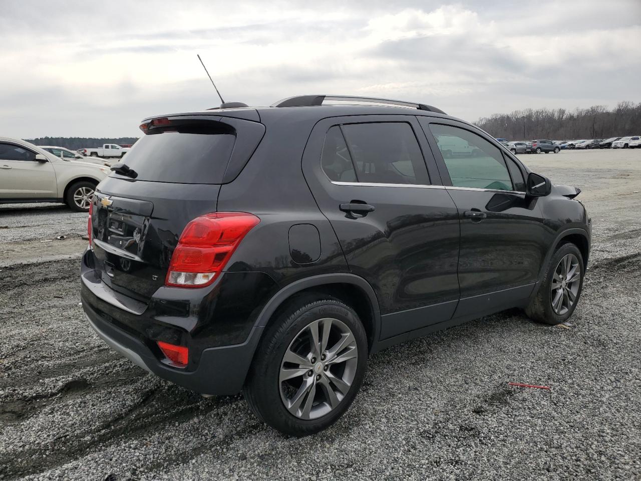 2020 Chevrolet Trax VIN KL7CJLSB6LB337661 Copart auction photo, front end damage thumbnail 3