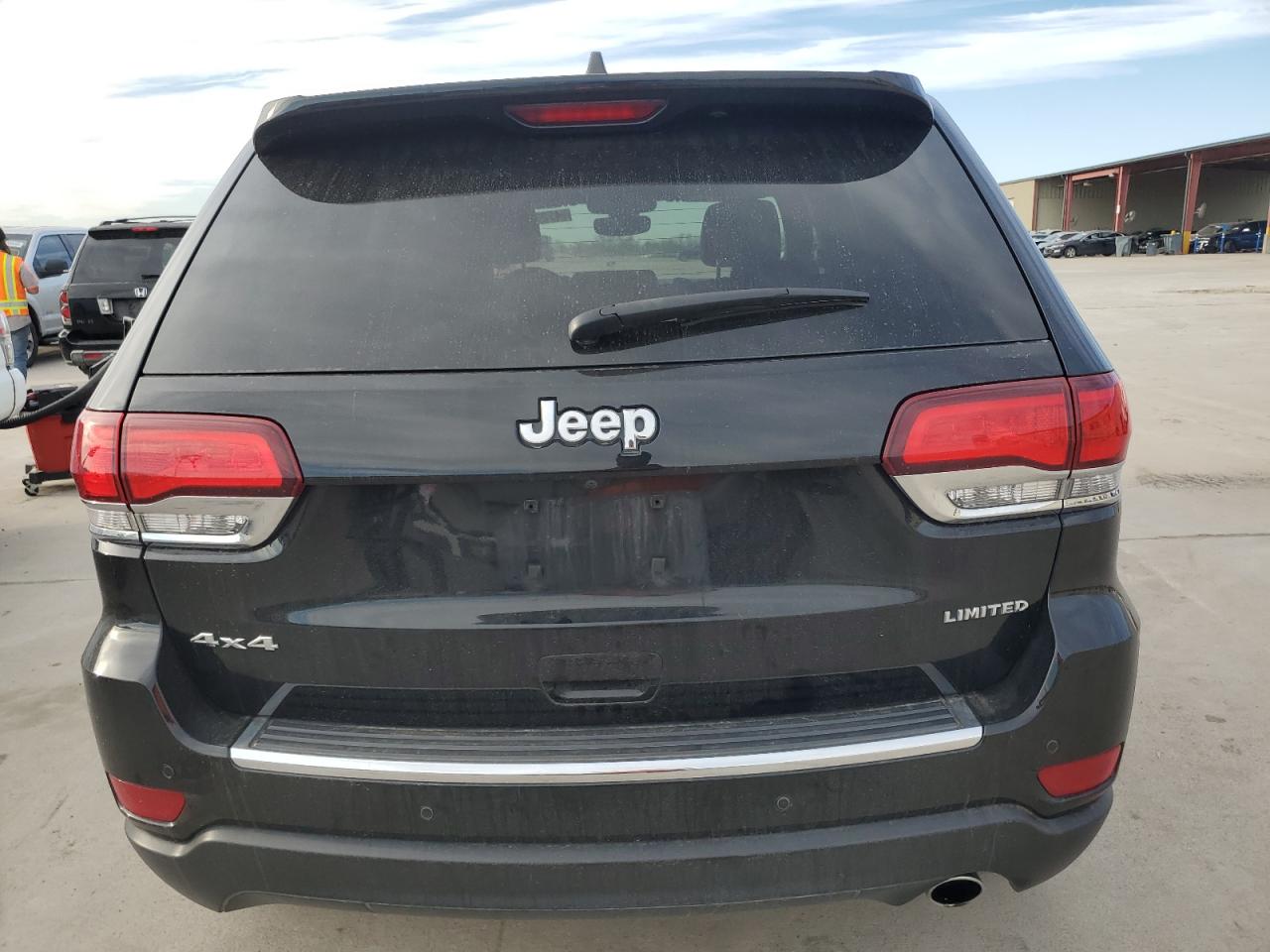 2020 Jeep Grand Cherokee VIN 1C4RJFBGXLC349901 Copart auction photo, front end / hail damage thumbnail 6
