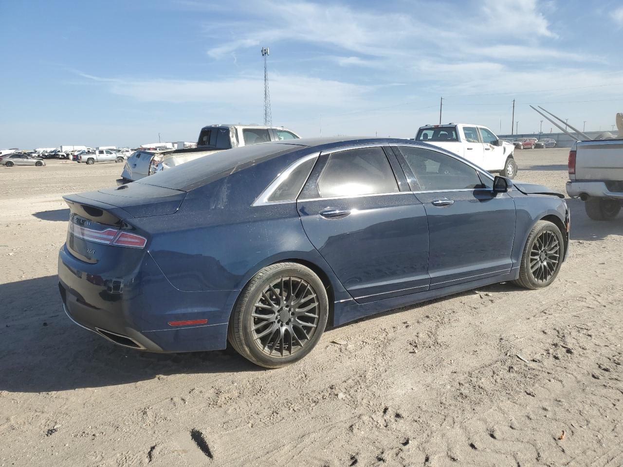 2018 Lincoln MKZ VIN 3LN6L5E98JR611302 Copart auction photo, front end damage thumbnail 3