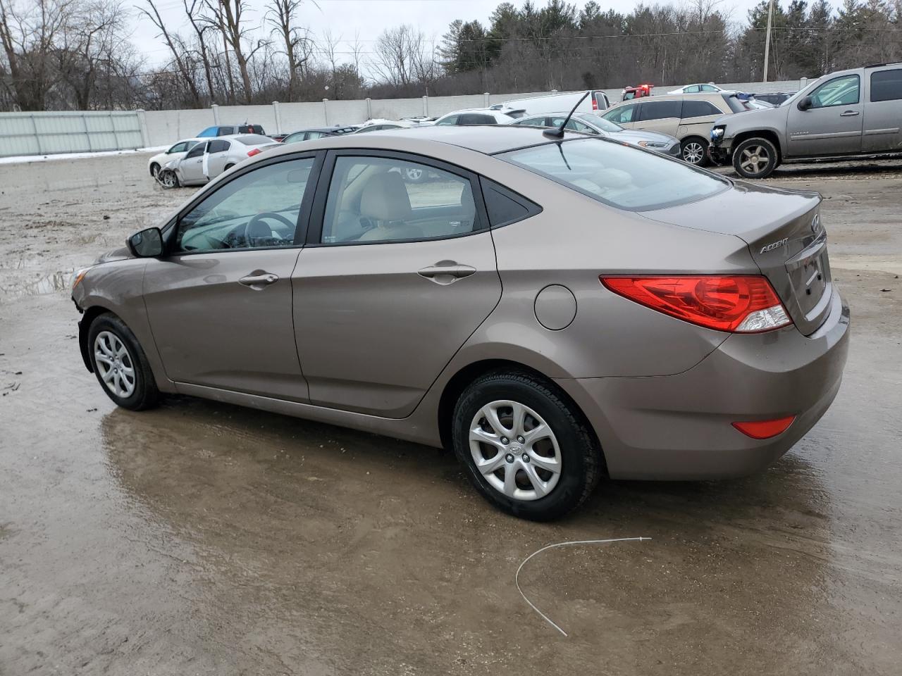 2014 Hyundai Accent VIN KMHCT4AE3EU613943 Copart auction photo, front end damage thumbnail 2
