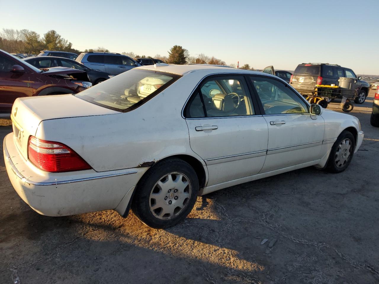 2004 Acura RL VIN JH4KA96644C002746 Copart auction photo, rear end / front end damage thumbnail 3