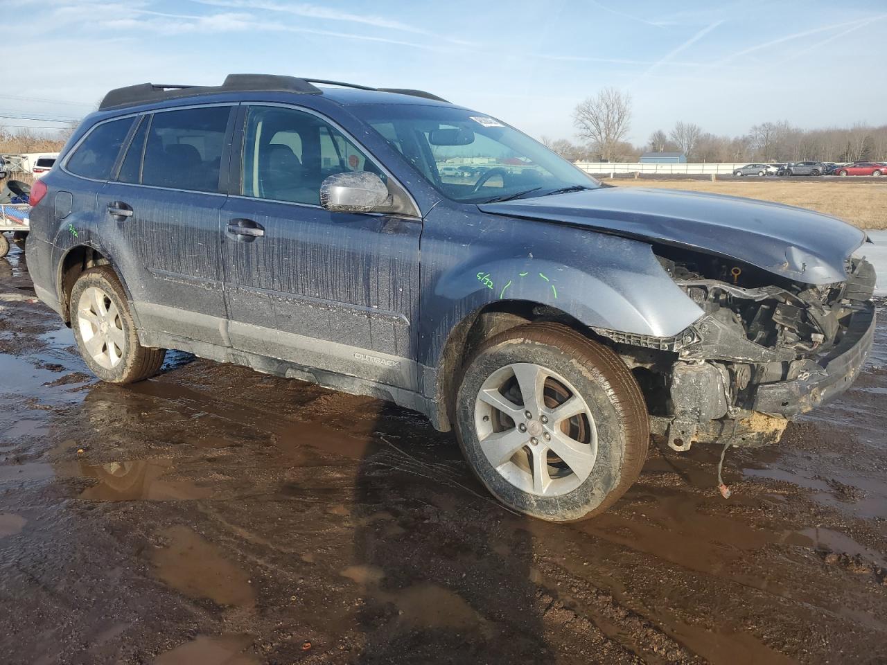2014 Subaru Outback VIN 4S4BRBCC6E3235214 Copart auction photo, front end / all over damage thumbnail 4