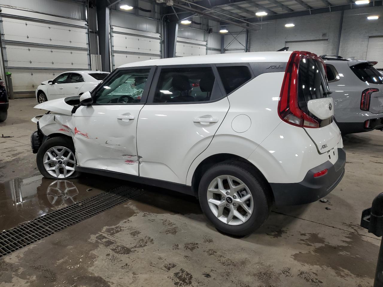 2021 KIA Soul VIN KNDJ23AU7M7765463 Copart auction photo, all over damage thumbnail 2