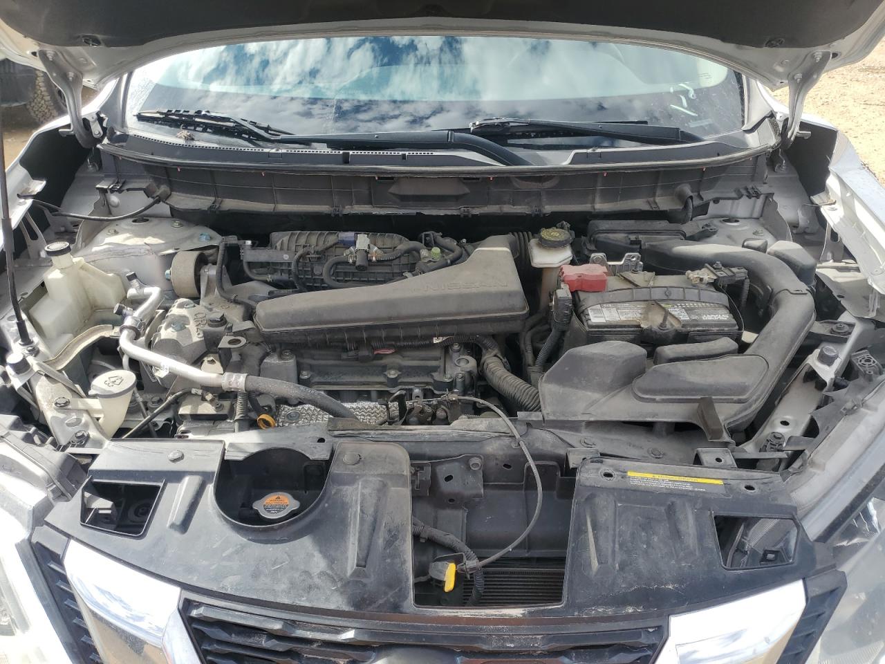 2018 Nissan Rogue VIN KNMAT2MT6JP583713 Copart auction photo, front end / side damage thumbnail 12