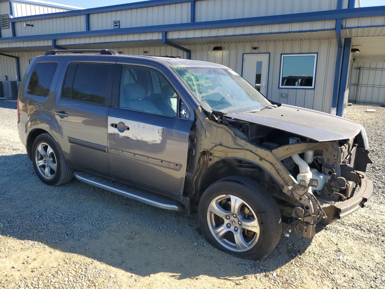 2015 Honda Pilot VIN 5FNYF4H77FB016961 Copart auction photo, all over damage thumbnail 4