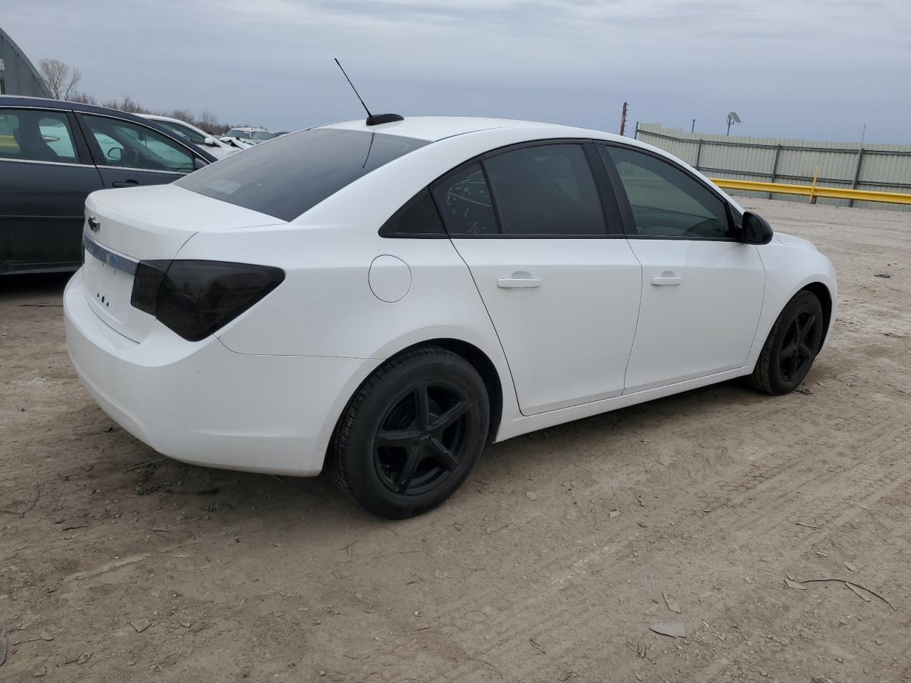 2015 Chevrolet Cruze VIN 1G1PB5SH6F7252305 Copart auction photo, front end / side damage thumbnail 3