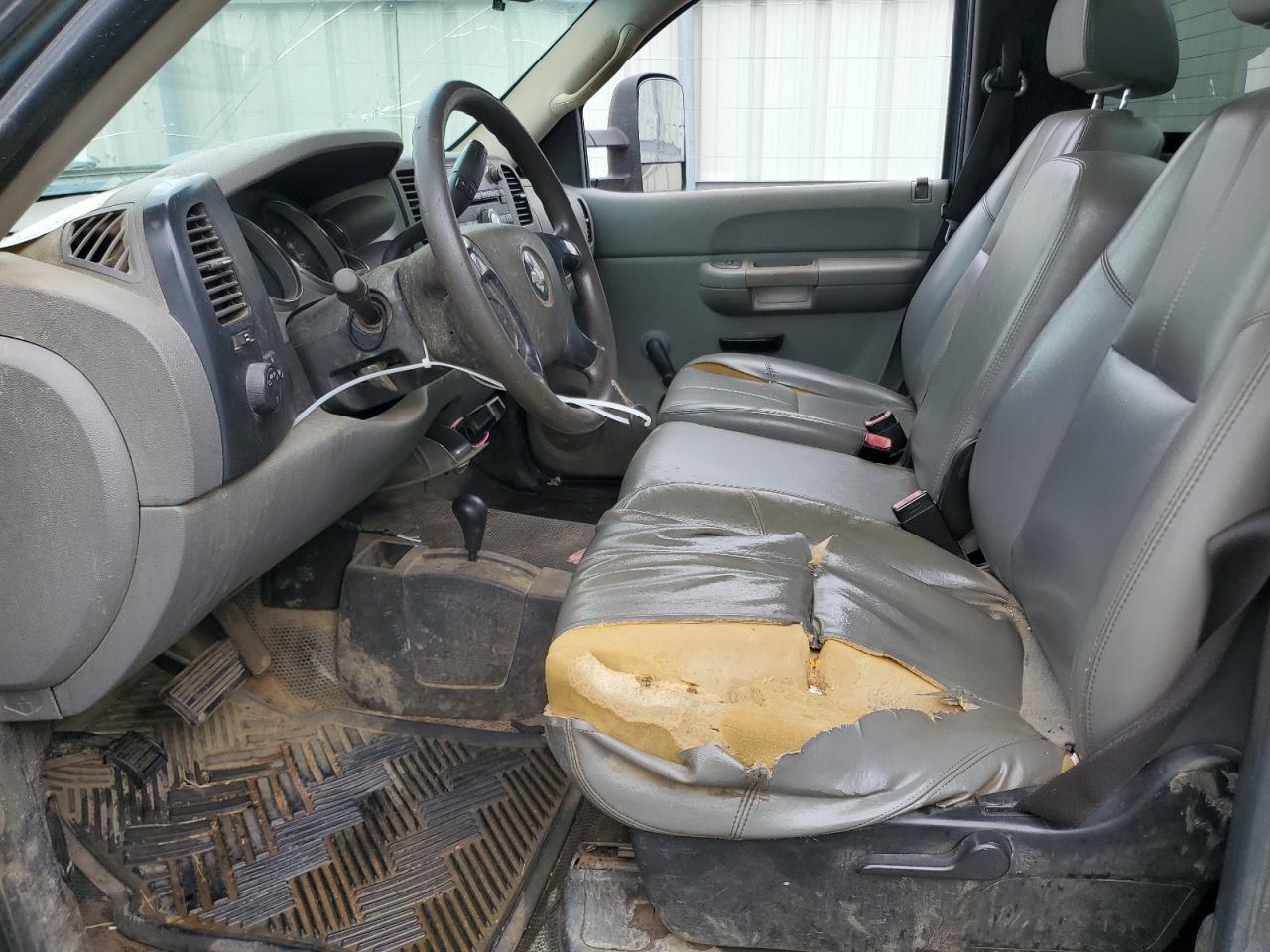 2007 Chevrolet Silverado VIN 1GCHK24K87E590496 Copart auction photo, front end / minor dent/scratches damage thumbnail 7