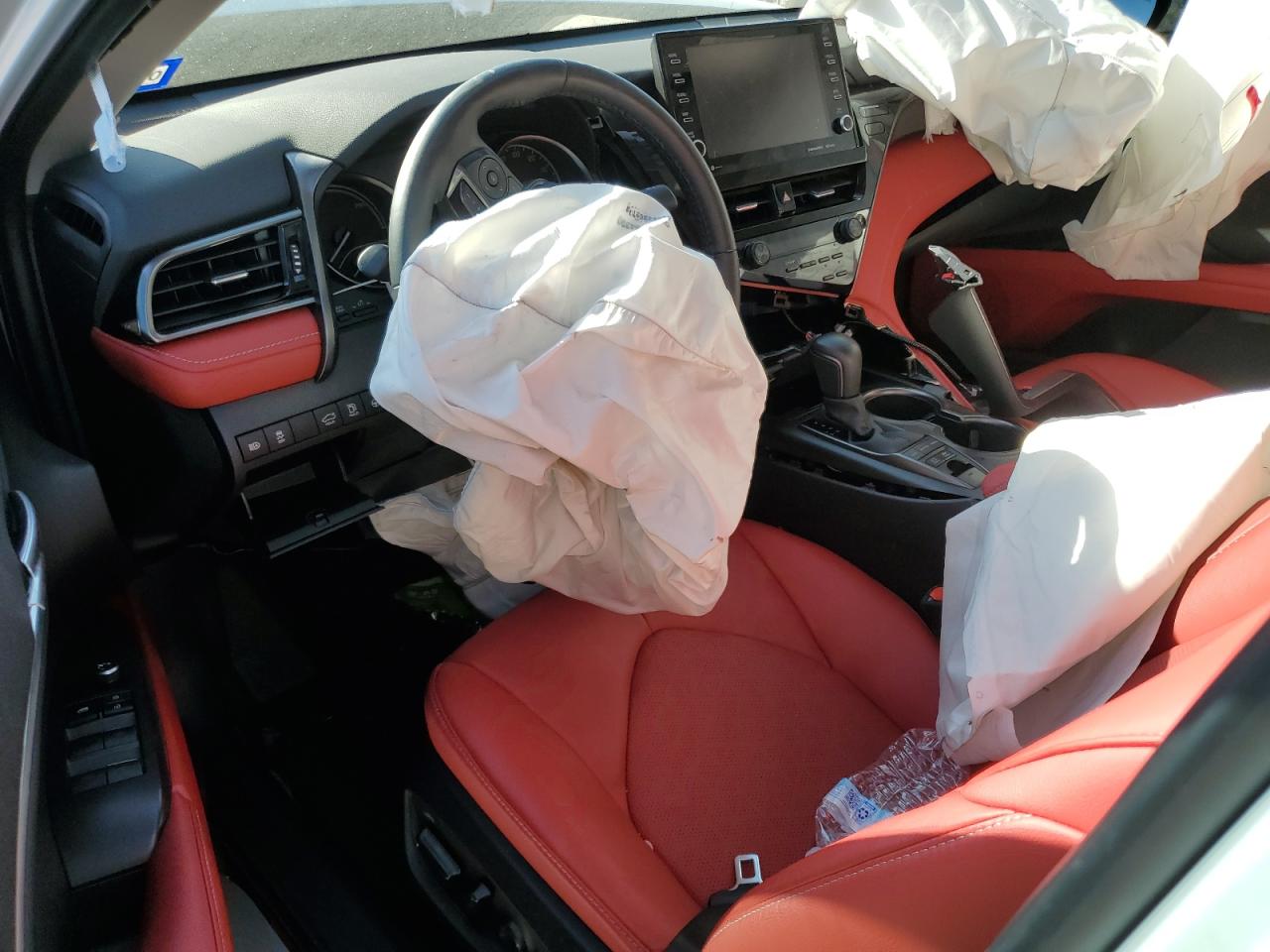 2024 Toyota Camry VIN 4T1K31AK5RU621810 Copart auction photo, side / front end damage thumbnail 8