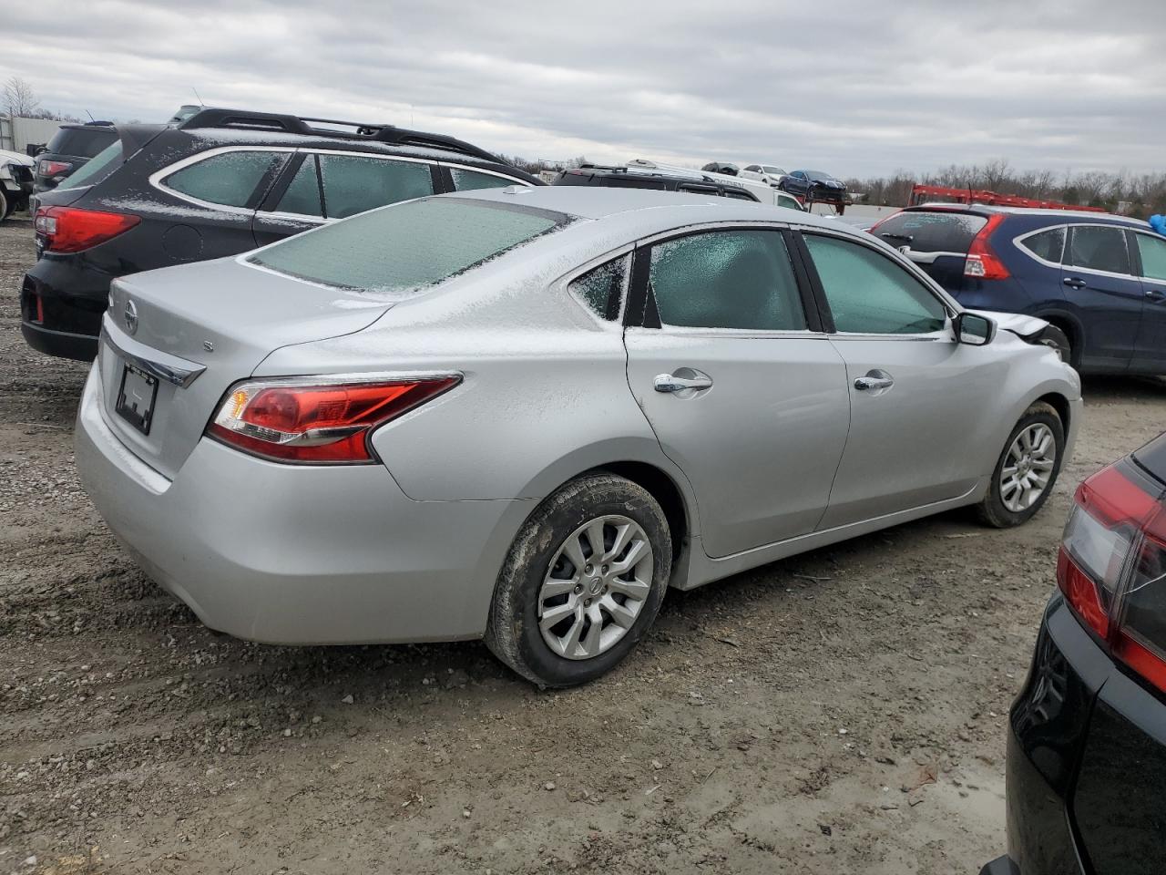 2015 Nissan Altima VIN 1N4AL3AP6FC246749 Copart auction photo, front end / minor dent/scratches damage thumbnail 3