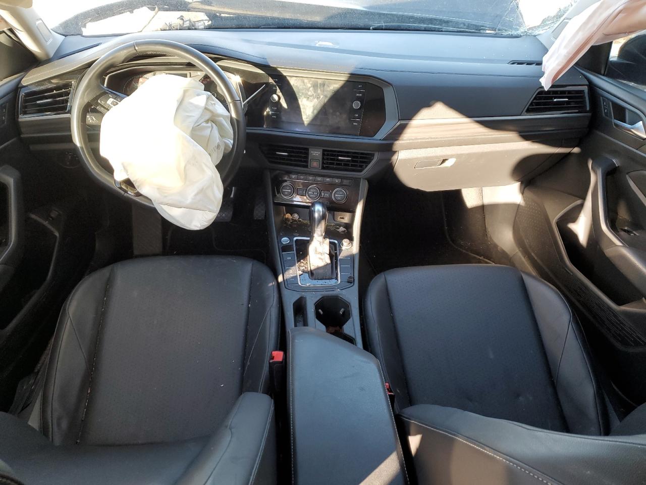 2019 Volkswagen Jetta VIN 3VWE57BU4KM168236 Copart auction photo, front end / minor dent/scratches damage thumbnail 8