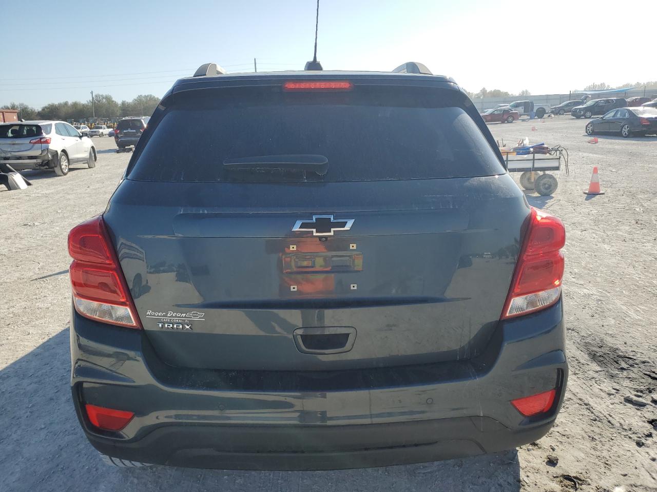 2021 Chevrolet Trax VIN KL7CJLSB3MB320074 Copart auction photo, front end damage thumbnail 6