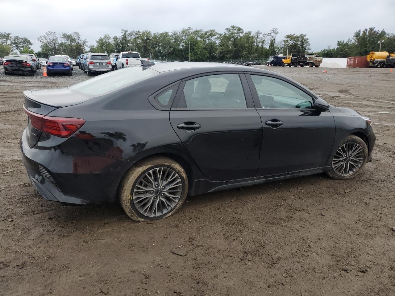 2023 KIA Forte VIN 3KPF54AD0PE628808 Copart auction photo, side / rear end damage thumbnail 3