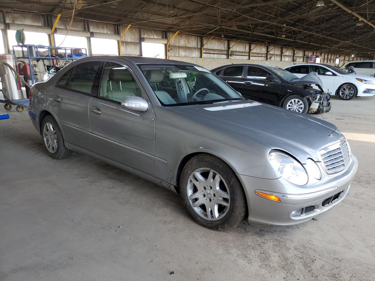 2006 Mercedes-Benz E-klasse VIN WDBUF26J36A966419 Copart auction photo, front end damage thumbnail 4
