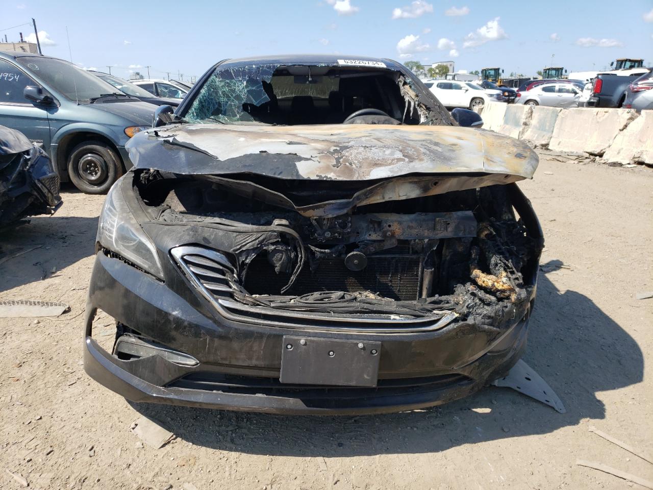 2015 Hyundai Sonata VIN 5NPE34AF3FH218419 Copart auction photo, burn / missing/altered vin damage thumbnail 5