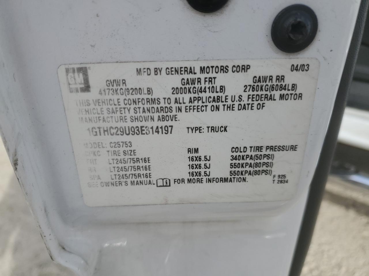 2003 GMC Sierra VIN 1GTHC29U93E314197 Copart auction photo, front end damage thumbnail 15