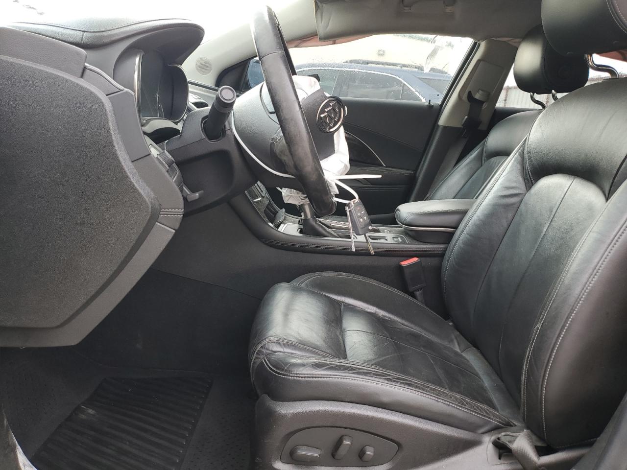 2015 Buick LaCrosse VIN 1G4GB5G30FF272426 Copart auction photo, side / minor dent/scratches damage thumbnail 7