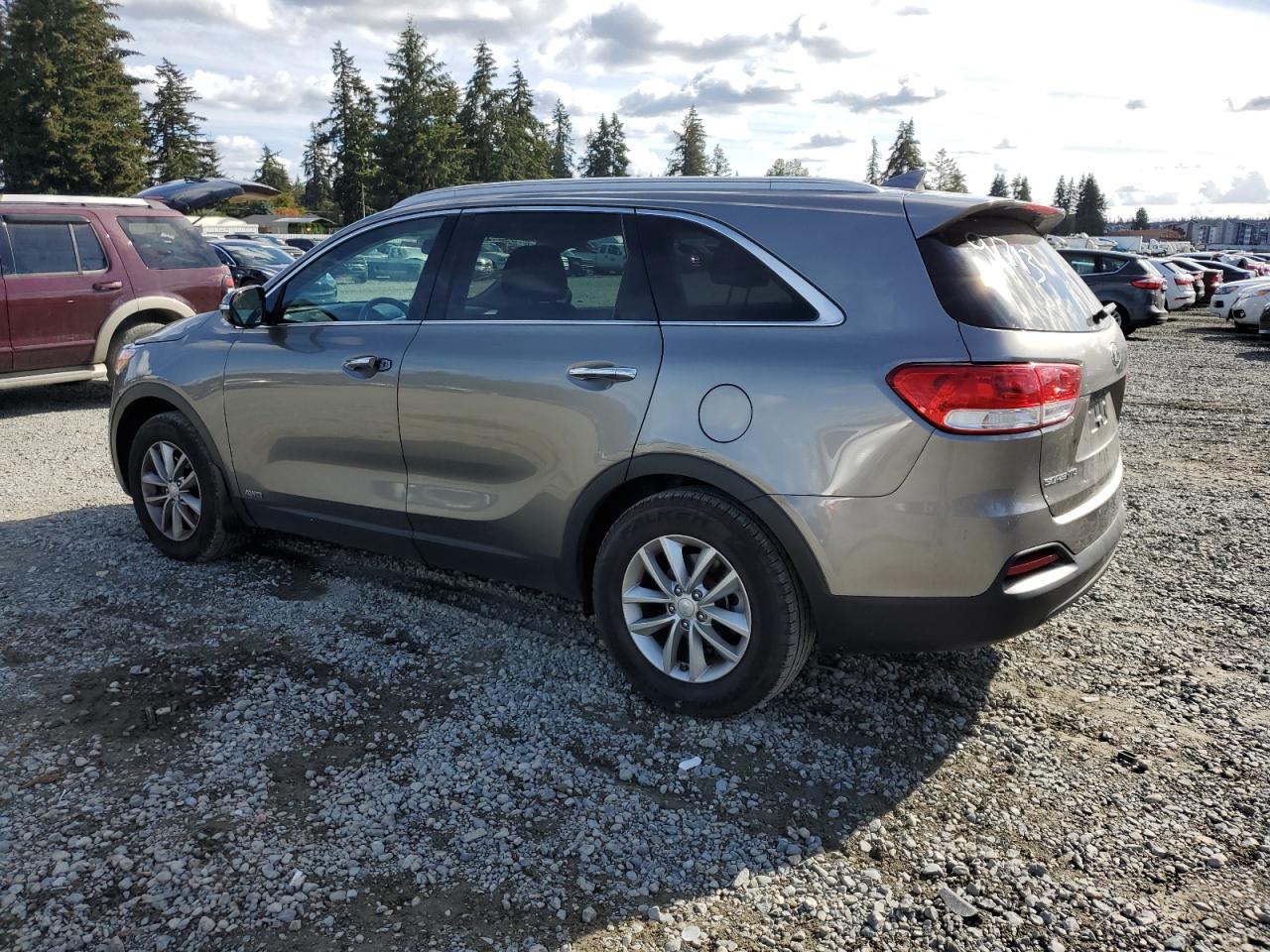 2016 KIA Sorento VIN 5XYPGDA39GG064388 Copart auction photo, vandalism damage thumbnail 2