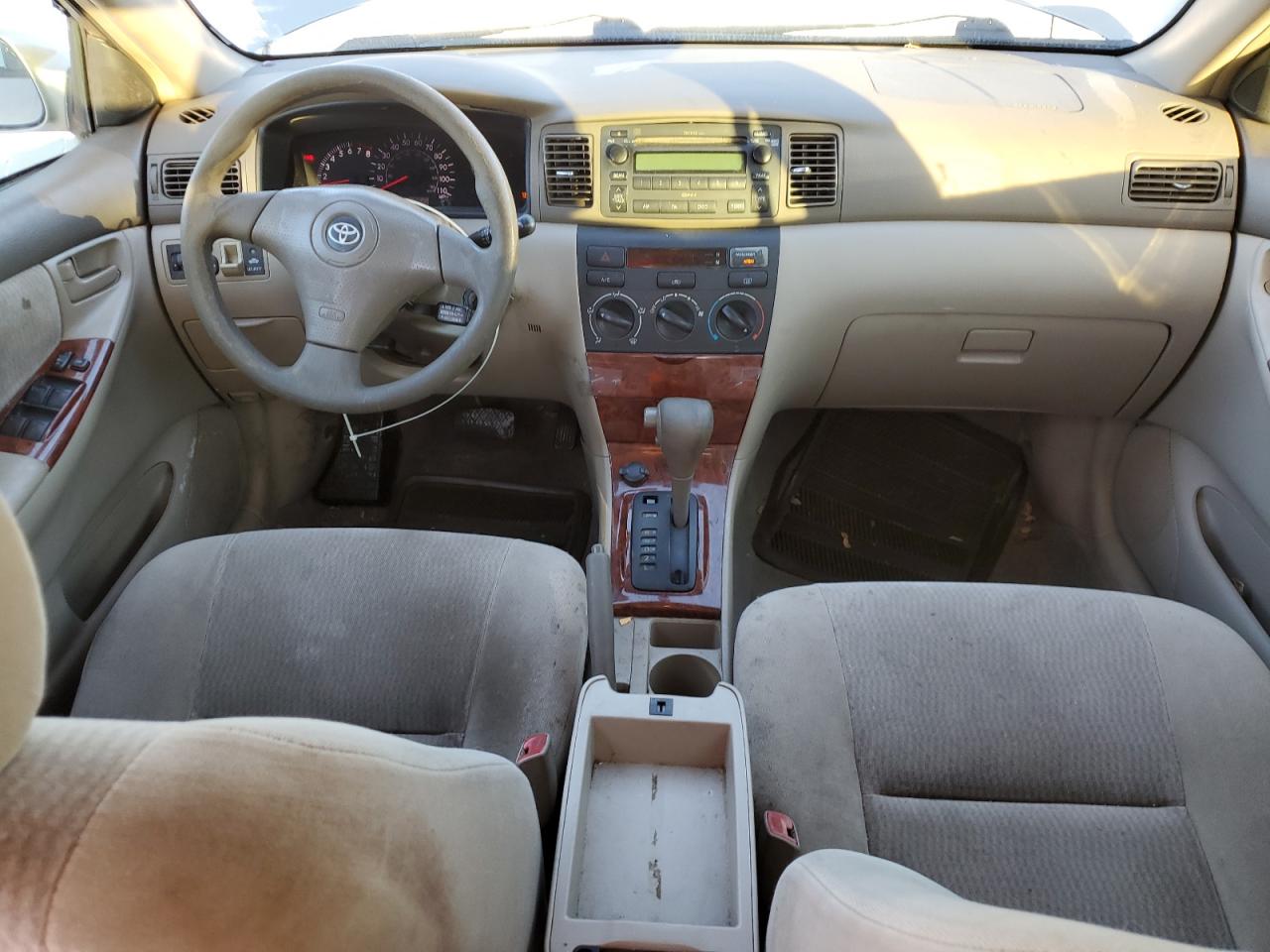 2005 Toyota Corolla VIN 1NXBR32E65Z429129 Copart auction photo, front end damage thumbnail 8