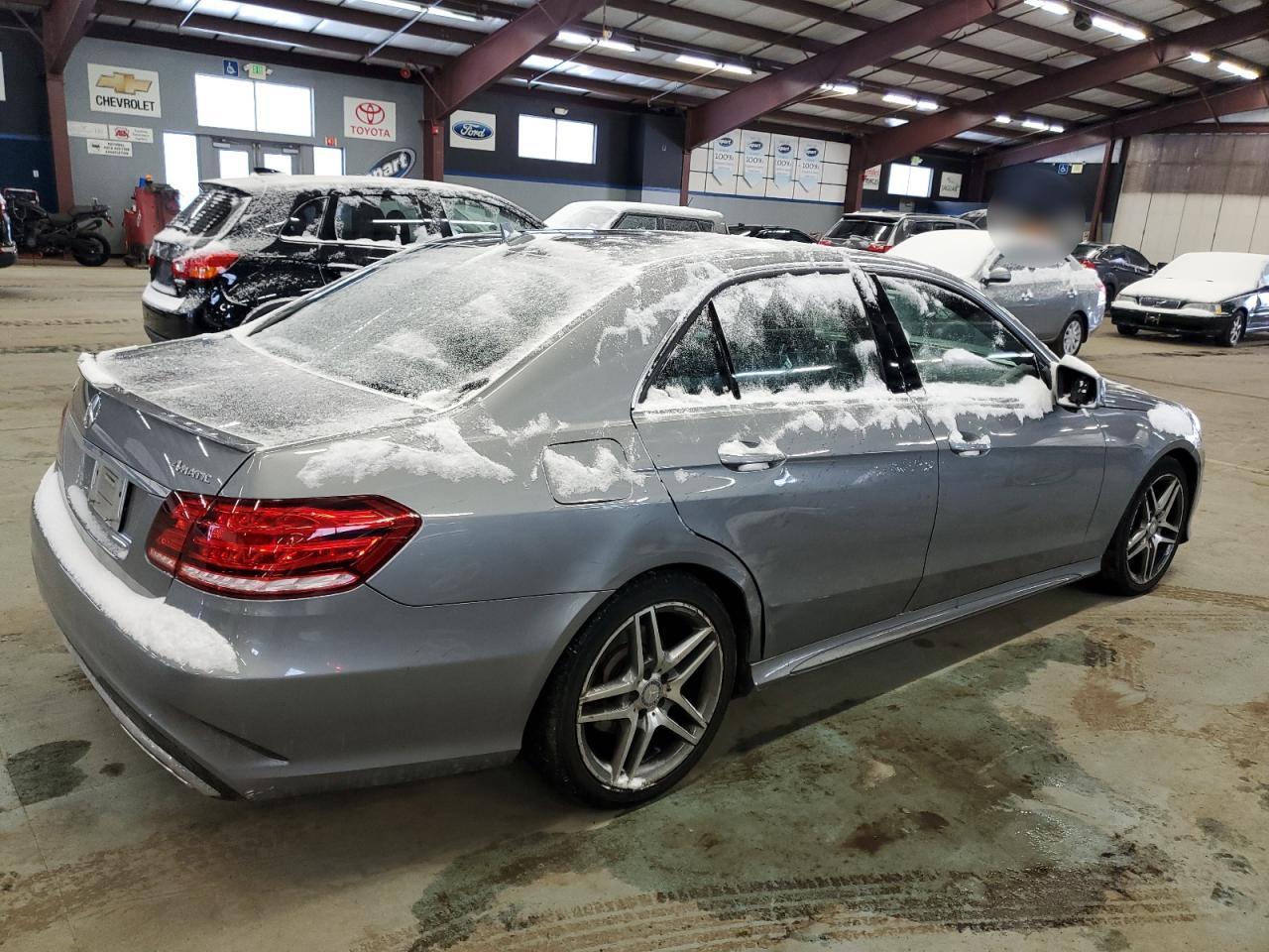 2014 Mercedes-Benz E-klasse VIN WDDHF8JB8EB058827 Copart auction photo, front end / minor dent/scratches damage thumbnail 3