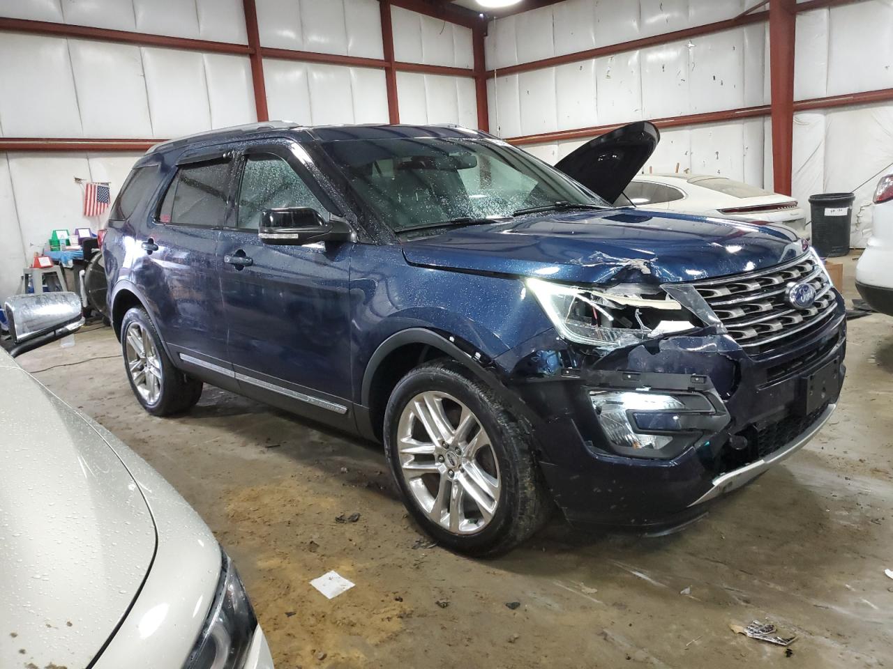 2017 Ford Explorer VIN 1FM5K8D83HGB57938 Copart auction photo, frame damage / front end damage thumbnail 4