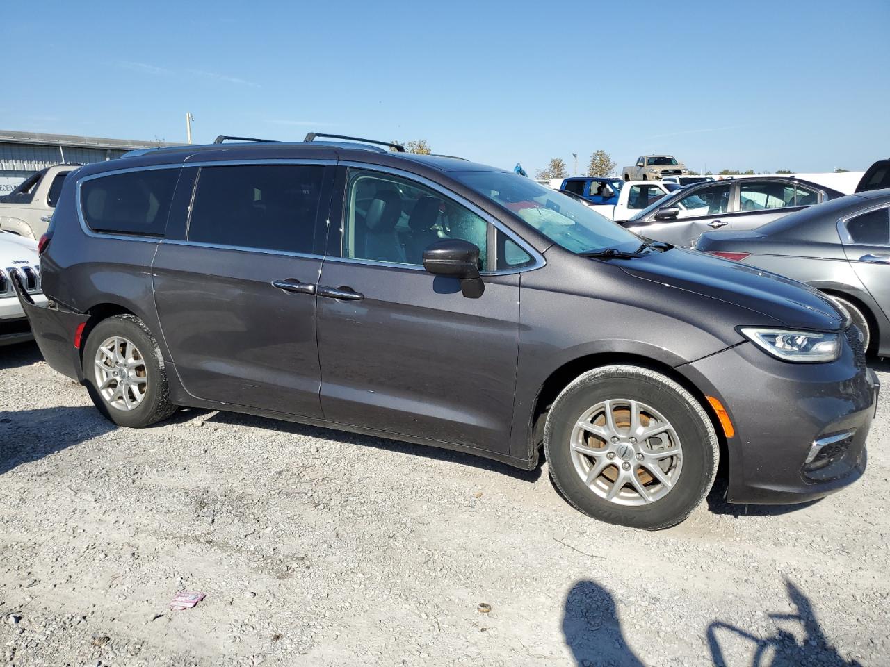 2021 Chrysler Pacifica VIN 2C4RC1BG2MR593614 Copart auction photo, rear end / front end damage thumbnail 4