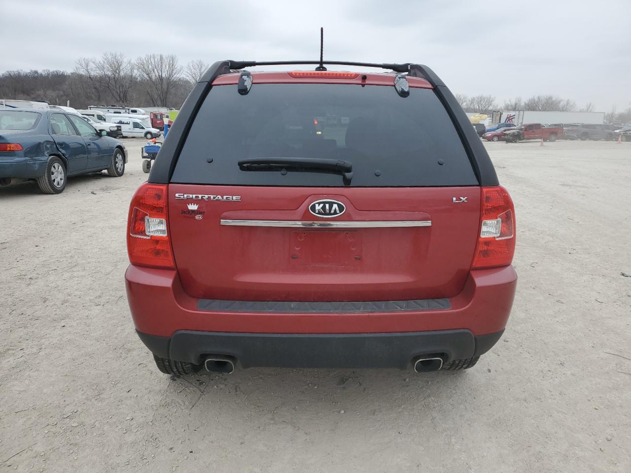 2009 KIA Sportage VIN KNDJF724797635619 Copart auction photo, all over / undercarriage damage thumbnail 6