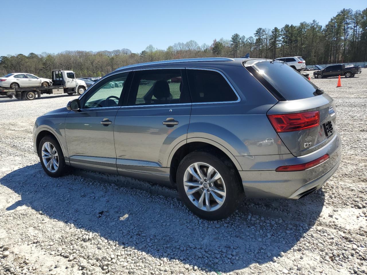 2017 Audi Q7 VIN WA1LAAF75HD041100 Copart auction photo, normal wear damage thumbnail 2