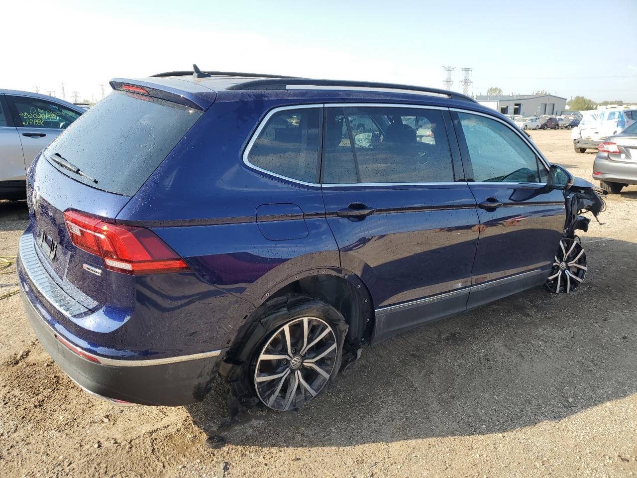 2021 Volkswagen Tiguan VIN 3VV2B7AX7MM008298 Copart auction photo, front end damage thumbnail 3