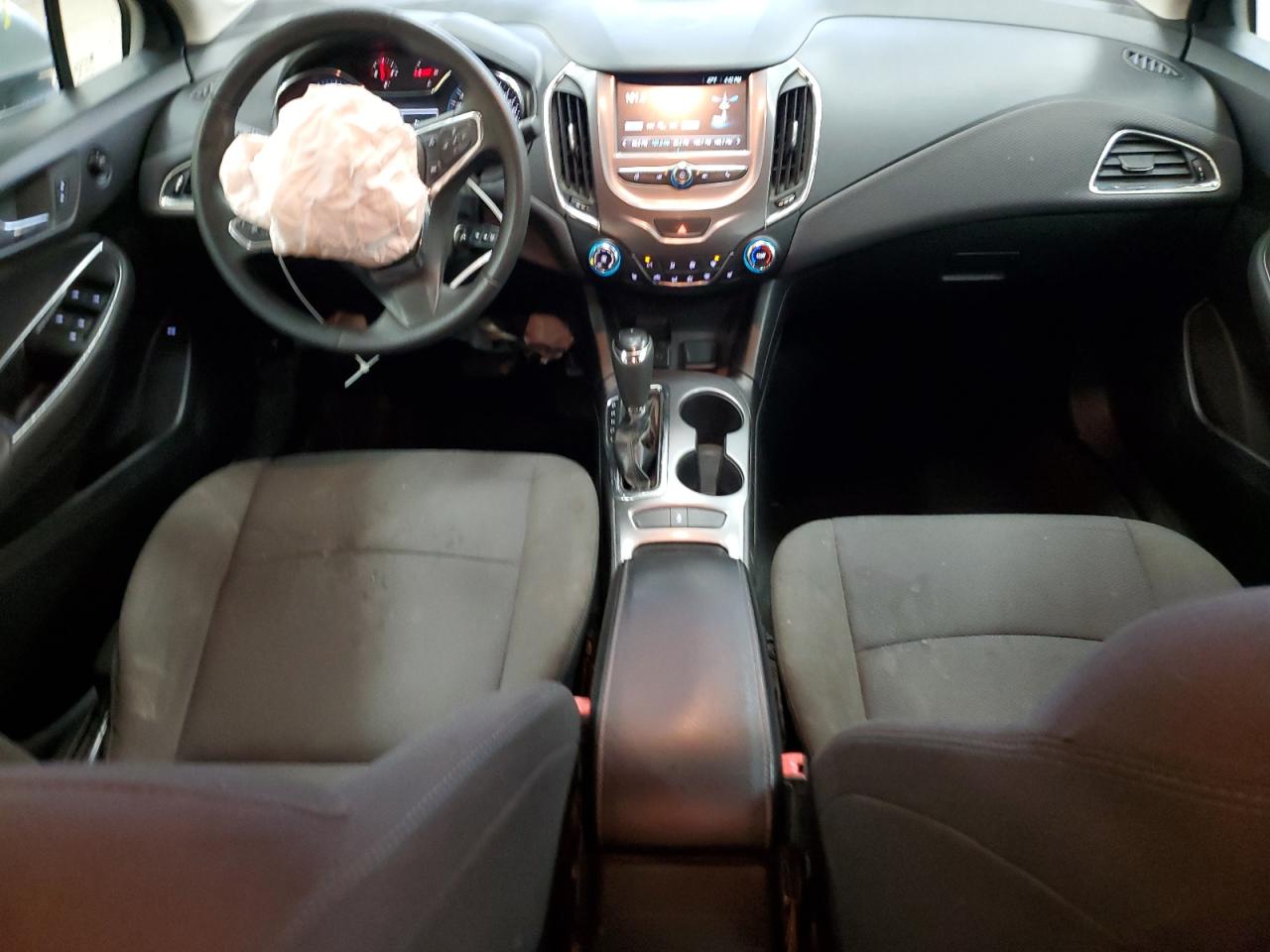 2018 Chevrolet Cruze VIN 1G1BE5SM7J7180828 Copart auction photo, front end / side damage thumbnail 8