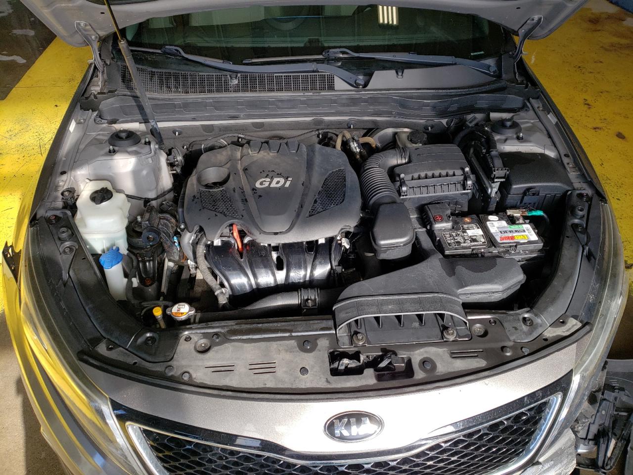 2015 KIA Optima VIN 5XXGM4A78FG469897 Copart auction photo, front end / minor dent/scratches damage thumbnail 11