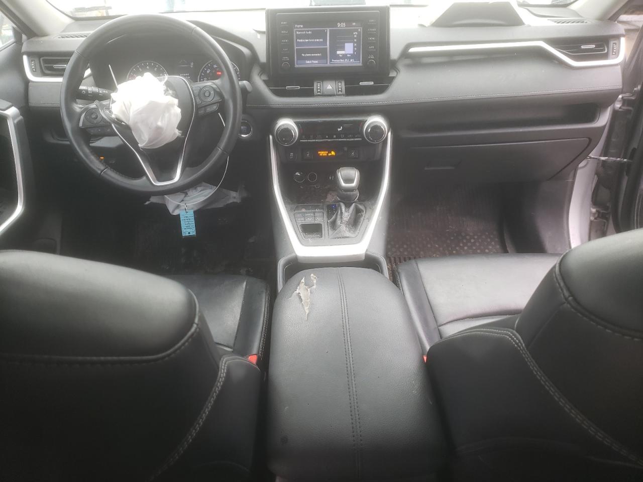 2019 Toyota RAV 4 VIN 2T3A1RFV3KC054711 Copart auction photo, front end / rear end damage thumbnail 8