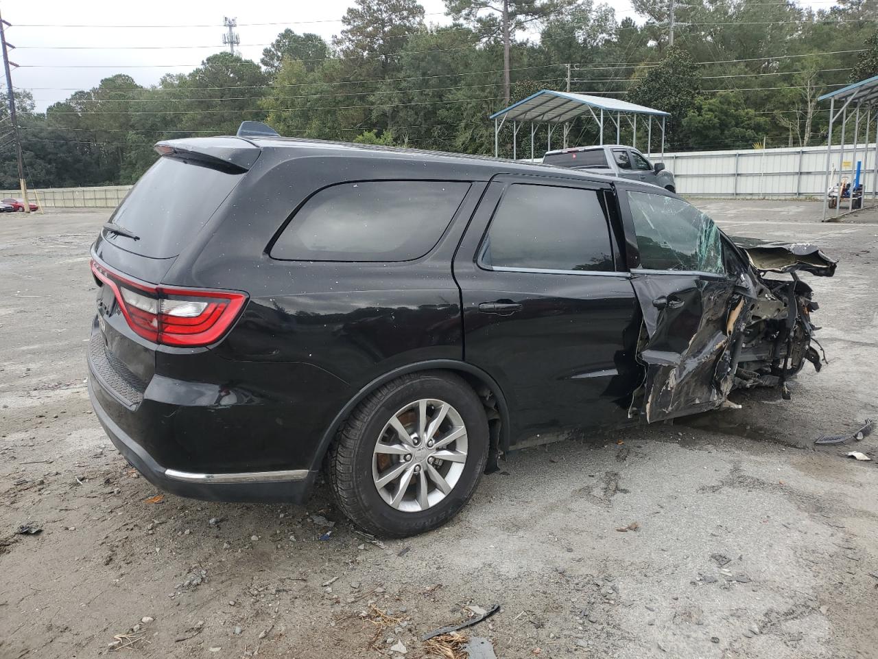 2018 Dodge Durango VIN 1C4RDHAG8JC359408 Copart auction photo, front end / side damage thumbnail 3