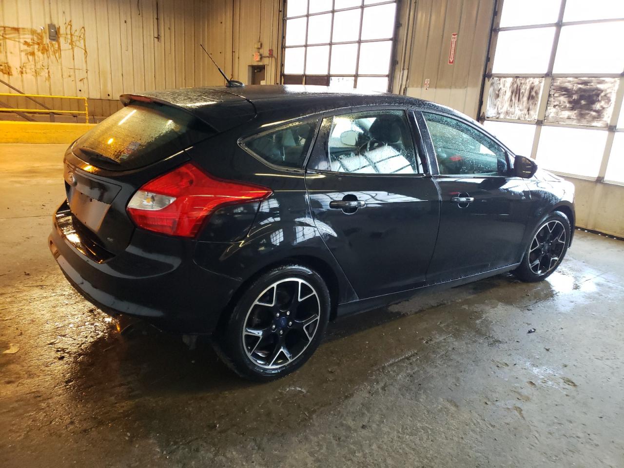 2012 Ford Focus VIN 1FAHP3K2XCL116832 Copart auction photo, front end / rear end damage thumbnail 3