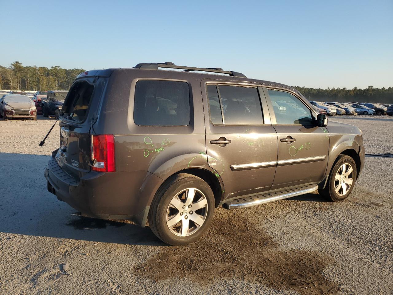 2015 Honda Pilot VIN 5FNYF4H94FB044749 Copart auction photo, rear end damage thumbnail 3