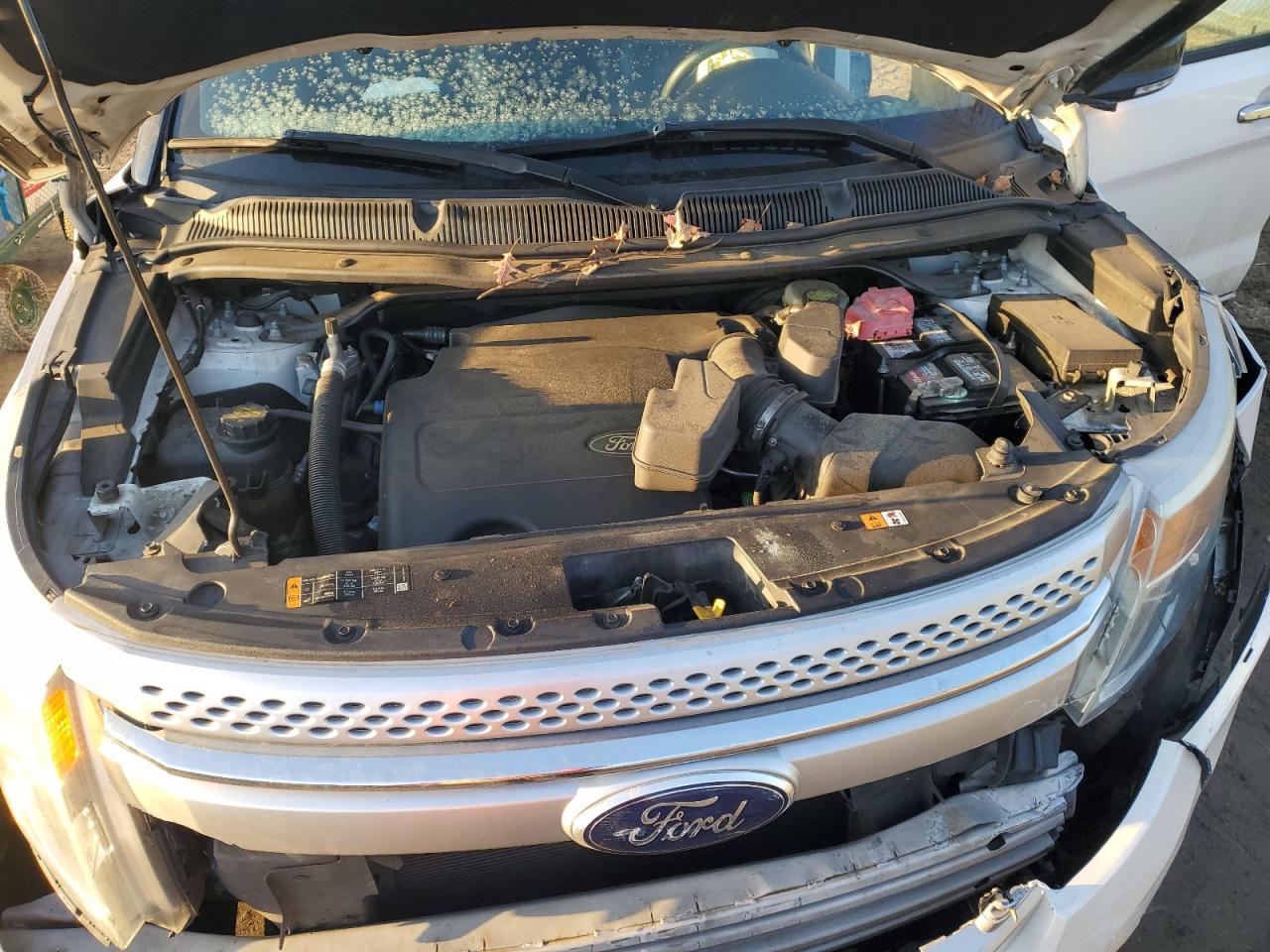 2014 Ford Explorer VIN 1FM5K8D88EGB71152 Copart auction photo, front end / minor dent/scratches damage thumbnail 13