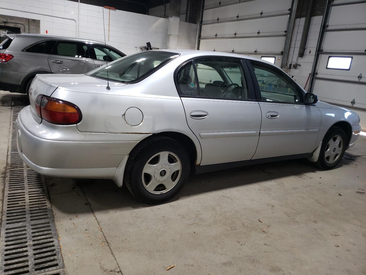 2002 Chevrolet Malibu VIN 1G1ND52J22M529225 Copart auction photo, front end / side damage thumbnail 3