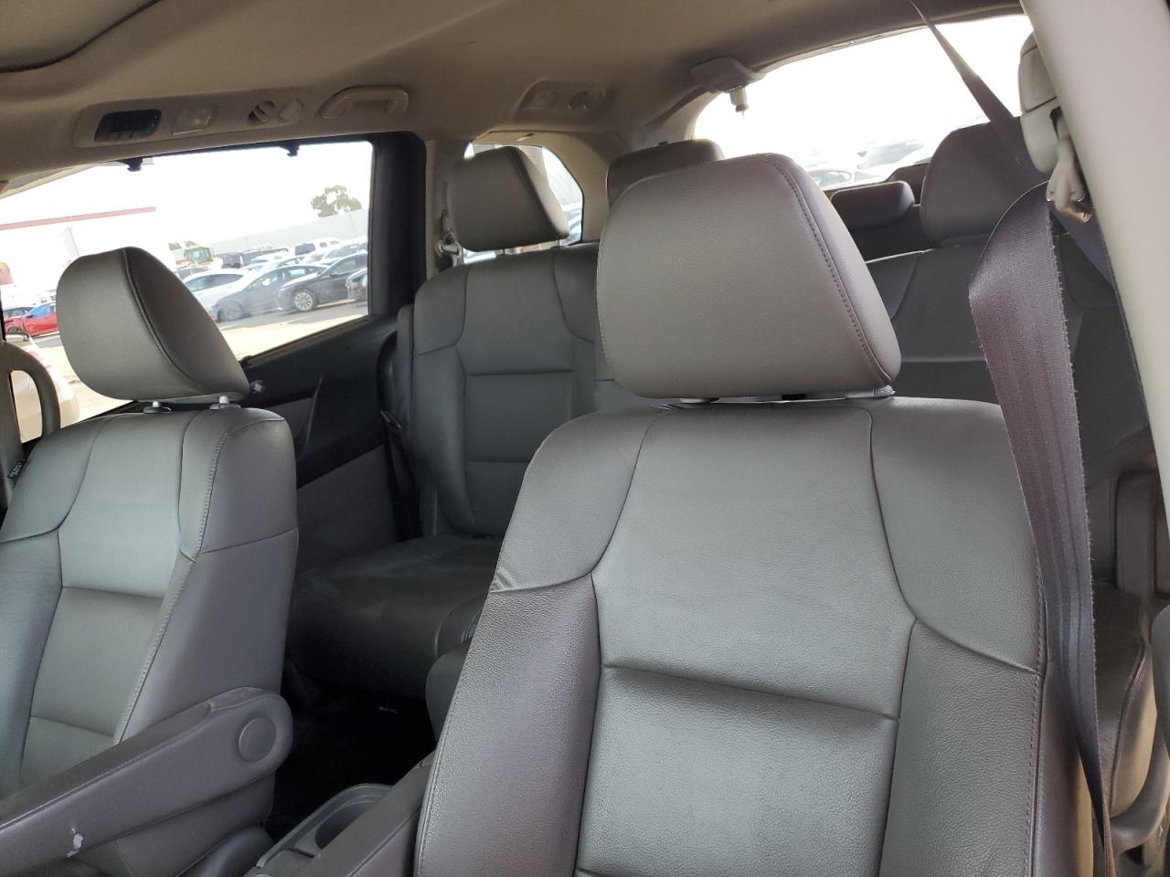 2016 Honda Odyssey VIN 5FNRL5H67GB073561 Copart auction photo, front end damage thumbnail 10
