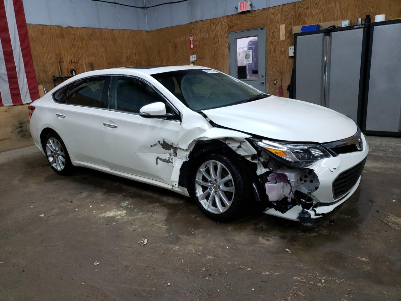 2013 Toyota Avalon VIN 4T1BK1EB6DU021254 Copart auction photo, front end / side damage thumbnail 4