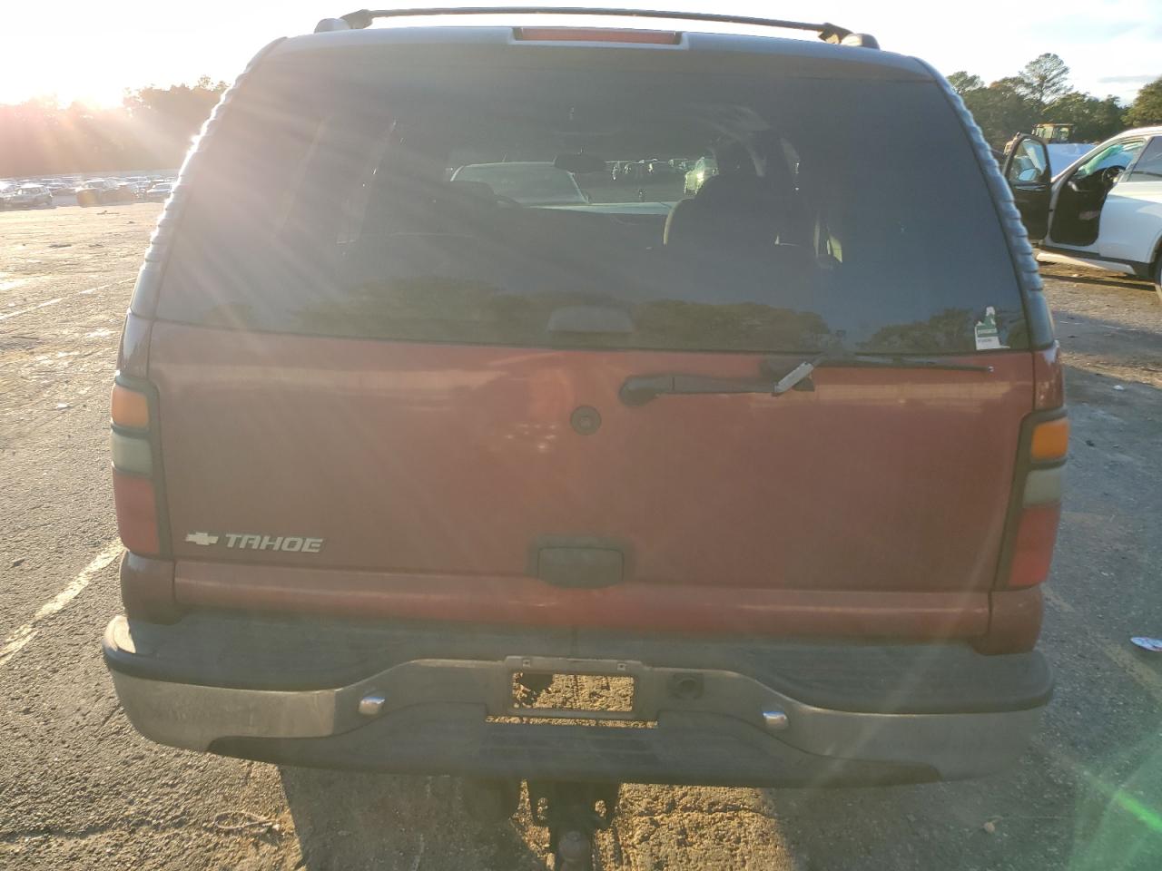 2006 Chevrolet Tahoe VIN 1GNEC13V46R103217 Copart auction photo, front end / side damage thumbnail 6