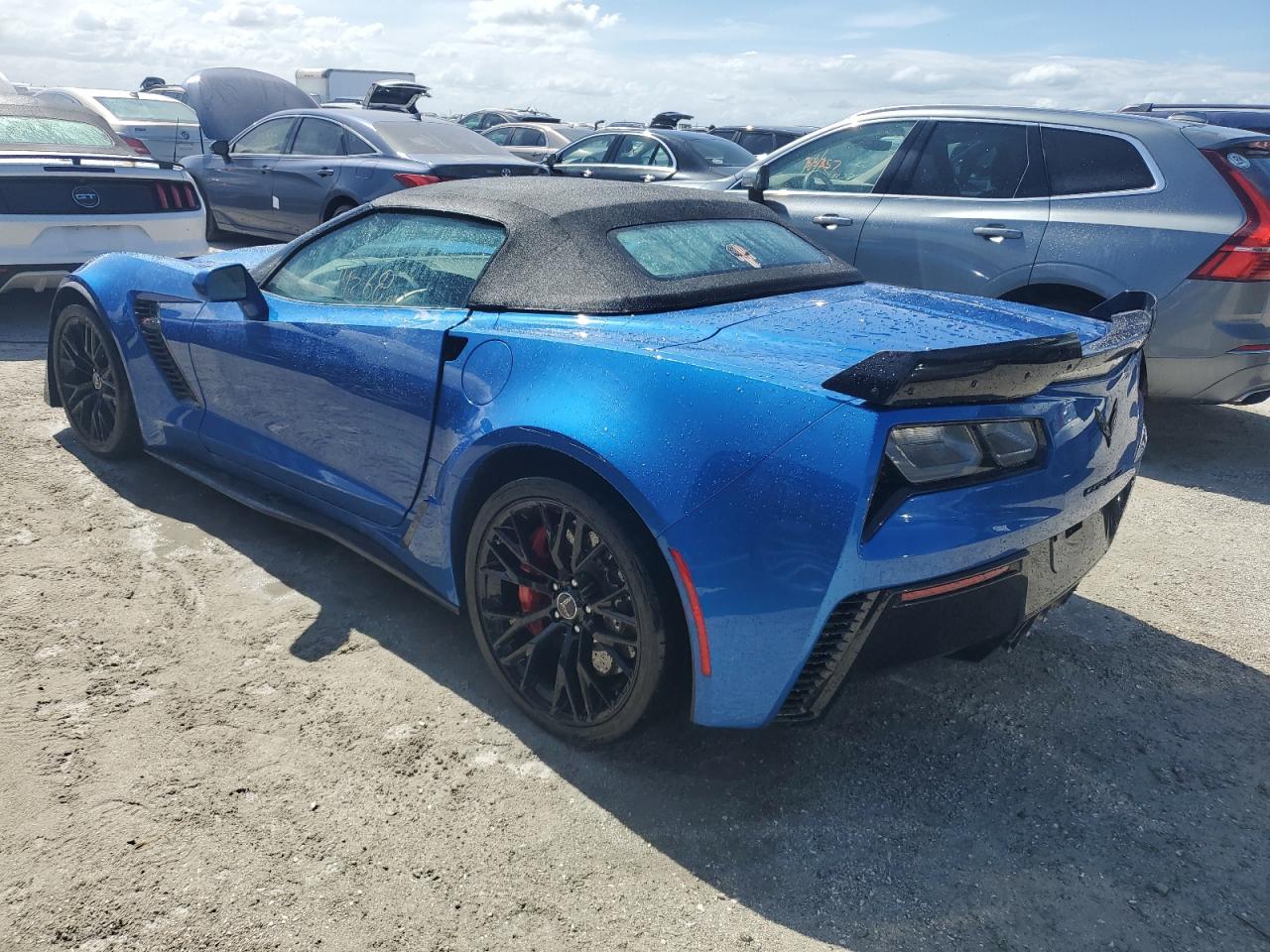 2015 Chevrolet Corvette VIN 1G1YU3D66F5607211 Copart auction photo, water/flood damage thumbnail 2