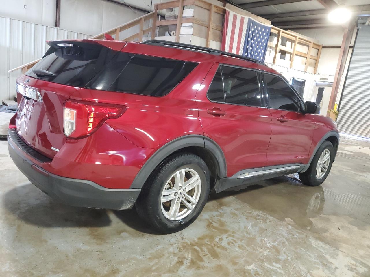 2020 Ford Explorer VIN 1FMSK7DHXLGB34677 Copart auction photo, vandalism / minor dent/scratches damage thumbnail 3