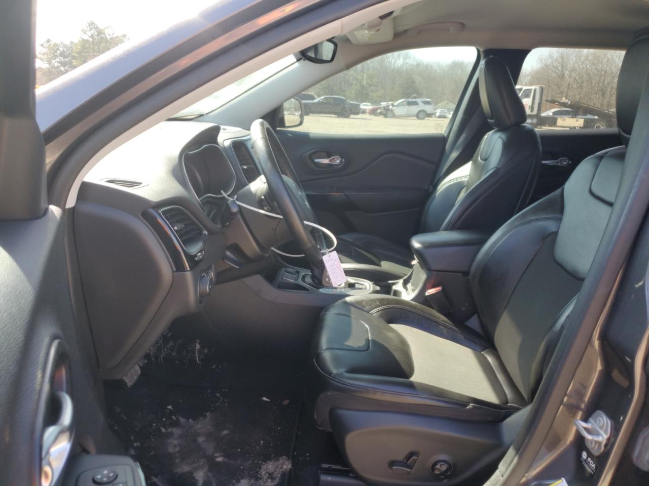 2021 Jeep Grand Cherokee VIN 1C4PJLLB7MD173555 Copart auction photo, front end damage thumbnail 7